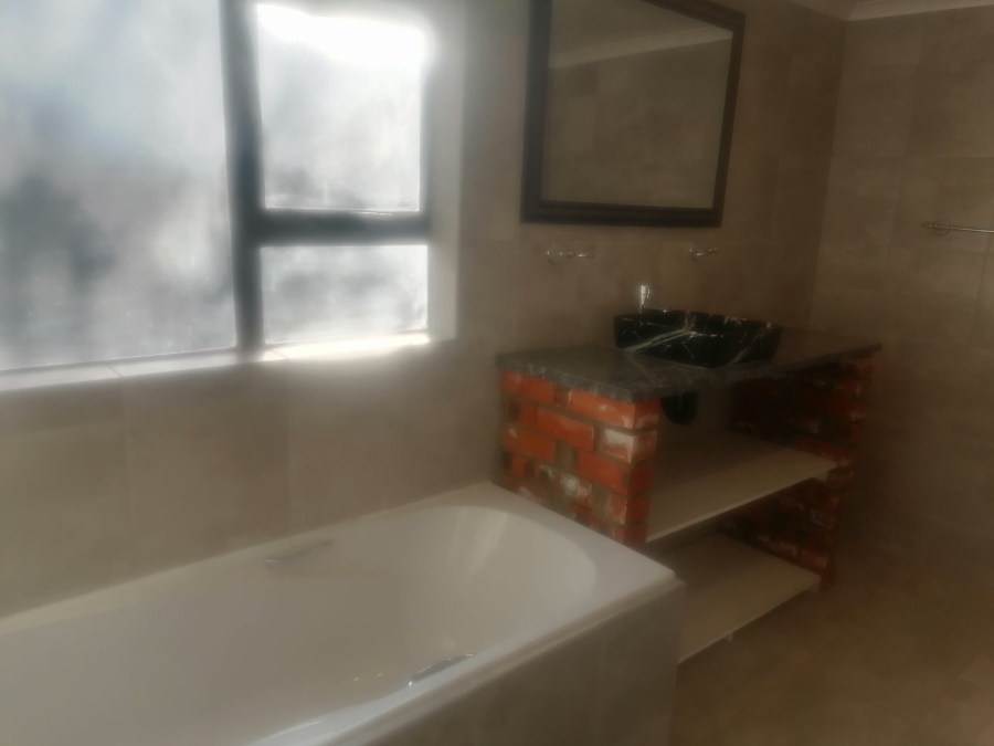 To Let 3 Bedroom Property for Rent in Fauna Free State